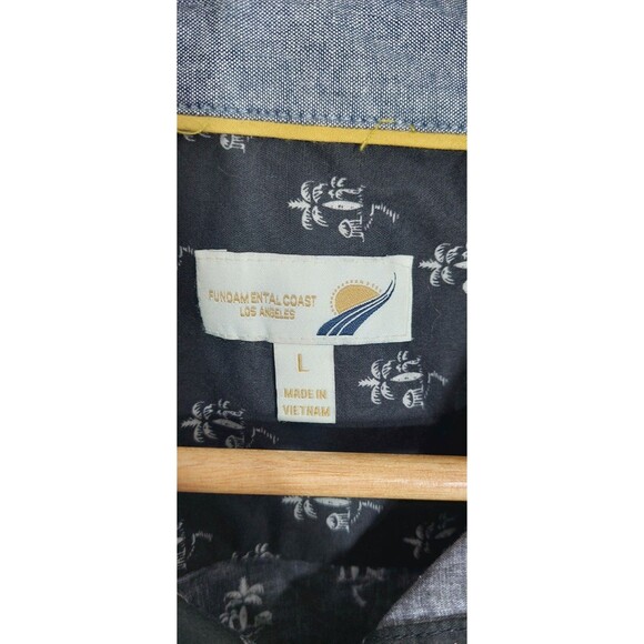 Fundamental Coast Men's Size Large Shirt Top Button Down Black Palm Trees - Picture 4 of 13